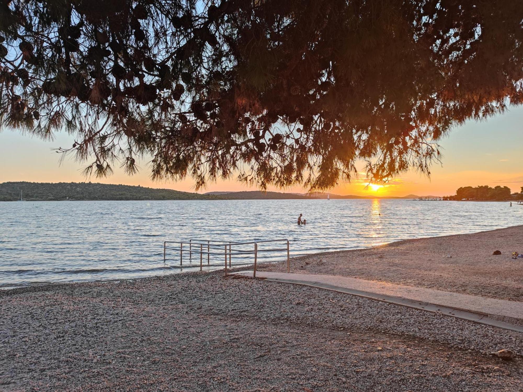 Vila Sentio Mare-Apartments Livaic Zeljko Pirovac Dış mekan fotoğraf