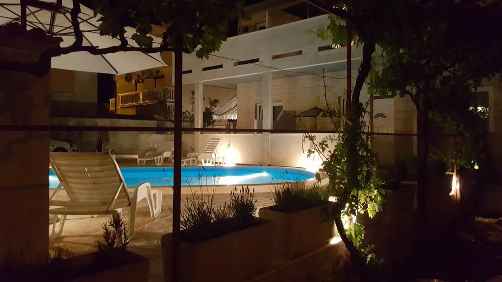 Vila Sentio Mare-Apartments Livaic Zeljko Pirovac Dış mekan fotoğraf